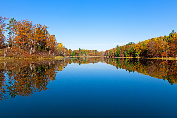 Grebe Lake in Autumn