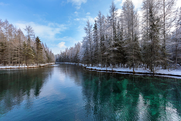 UP-313 Kitch-iti-kipi Big Springs Pond