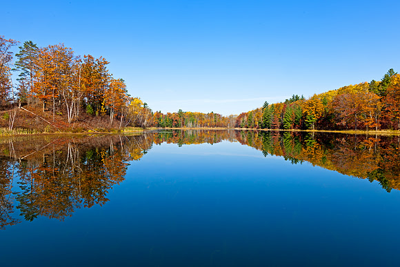 Grebe Lake in Autumn