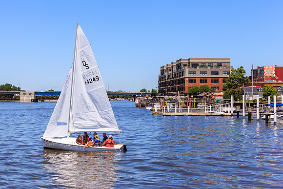 Bay Sail Classes in Downtown Bay City