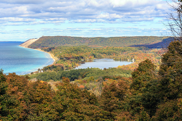South Bar Lake & Lake Michigan from Empire Bluff Trail