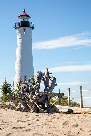 Crisp Point Light