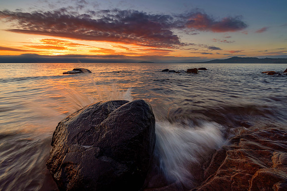 Quiet Sunrise Over Superior - UP-690 8D1A2551