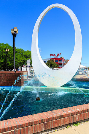 Bay City Friendship Fountain in Wenonah Park