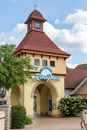 FM-147 CMS04648 River Place
