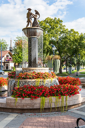 FM-136 CMS04763 Water Fountain