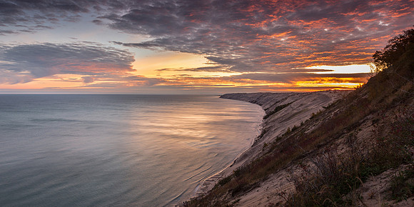 UP-133 - Sunrise at Grand Sable Dunes - Grand Marais