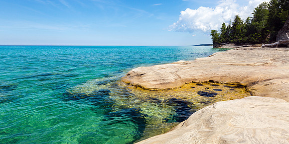 UP-189 - Lake Superior Caribbean, Pictured Rocks