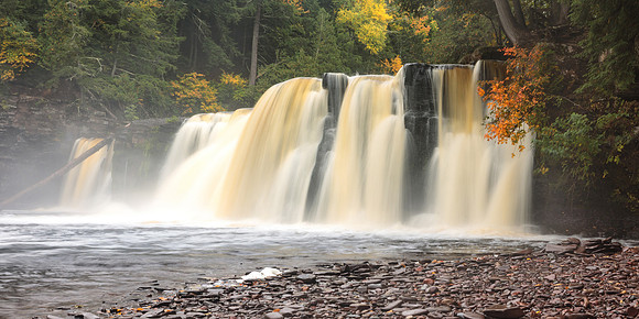 UP-213 Manabezho Falls, Presque Isle River