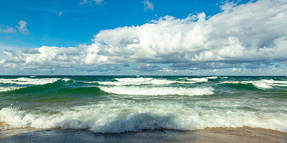 UP-378 - Stormy Daze - Lake Superior