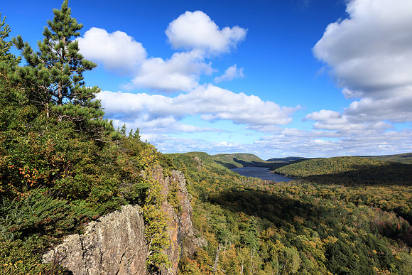 Hiking Day at Lake of the Clouds