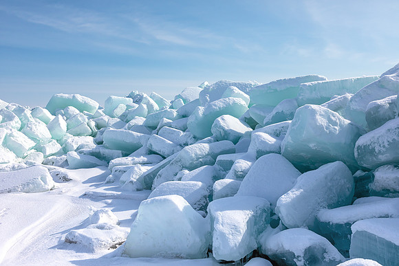 Blue Ice - Saginaw Bay 9Q4A8060-2