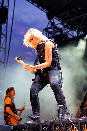 Nita Strauss with Alice Cooper