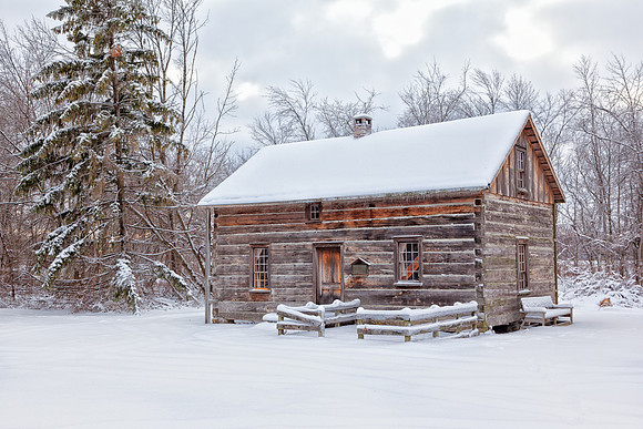 Wolkensdörfer log cabin in Frankenmuth Michigan