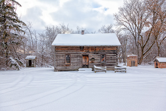 Wolkensdörfer log cabin in Frankenmuth Michigan