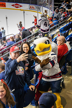 CS239735-Mascot and Fans