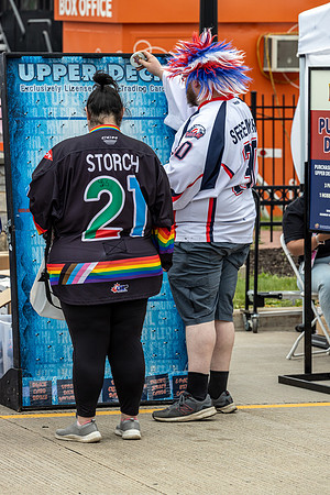 207A9886-Fans