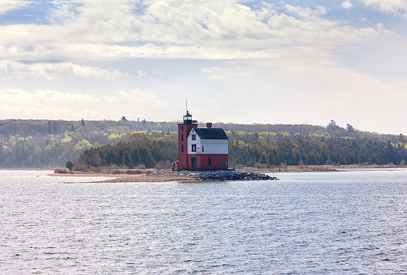 Round Island Light