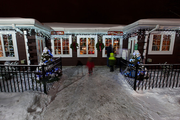 Bay City Michigan Santa House