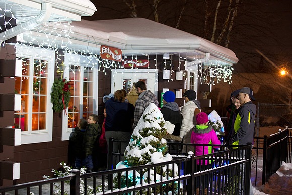 Bay City Michigan Santa House