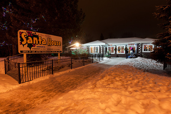 Bay City Michigan Santa House