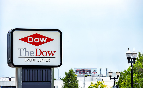 207A9796-Dow Ctr Sign